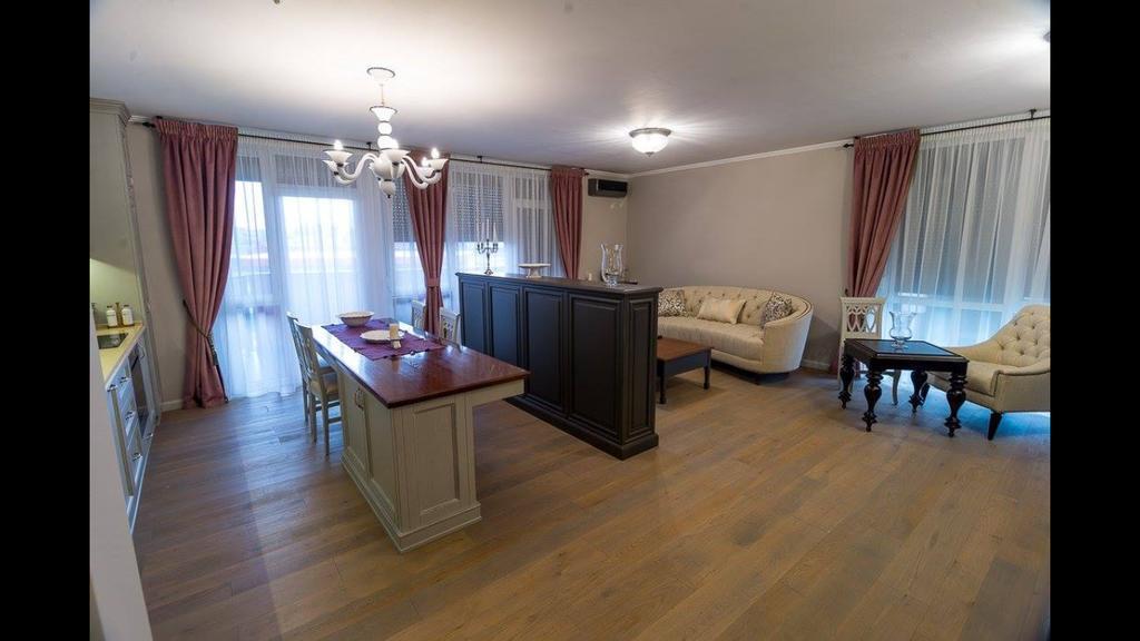 Apartament Alex Арад Екстериор снимка